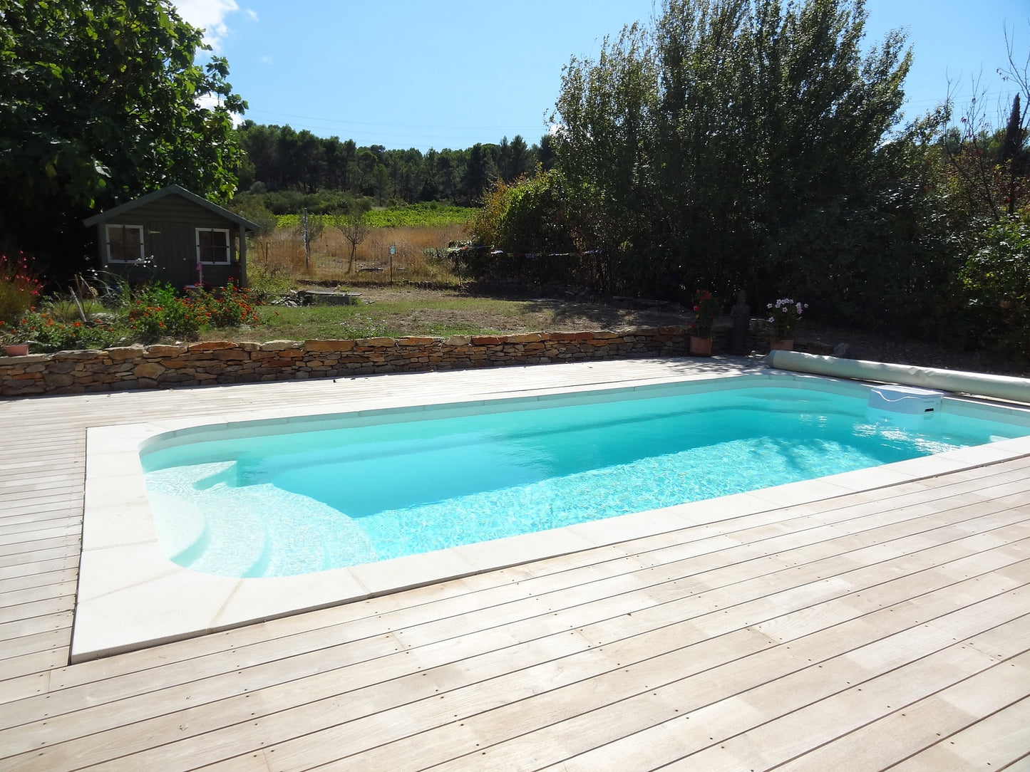 PISCINE COQUE POLYESTER MODELE DECLIC 600 BF