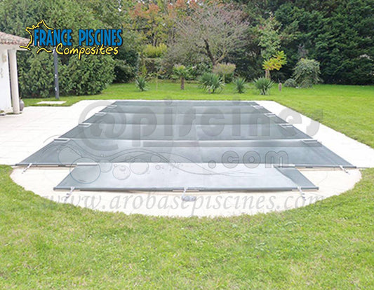 BACHE A BARRES LUXE DE SECURITE POUR PISCINES FRANCE PISCINES COMPOSITES AVEC ESCALIER ROMAN