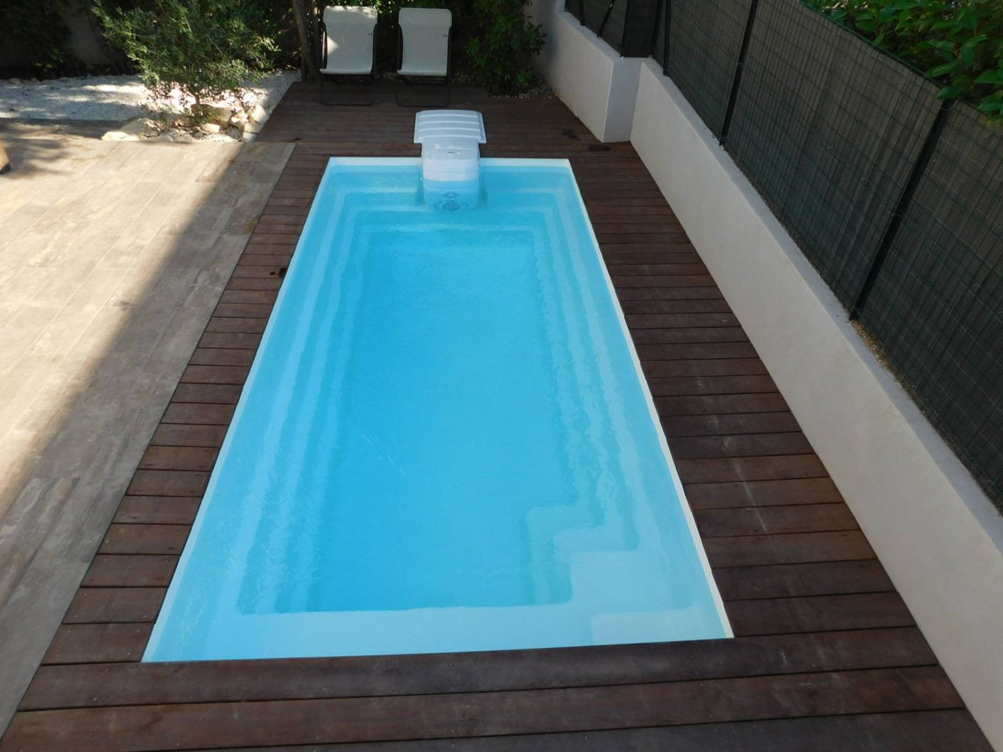 MINI PISCINE COQUE POLYESTER DE MOINS DE 10M2 AVEC BLOC FILTRANT EVOLUTION